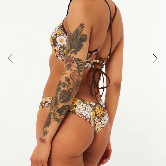 NWT Retro Floral Cheeky Bottom Ardene Bikini - Picture 2 of 9